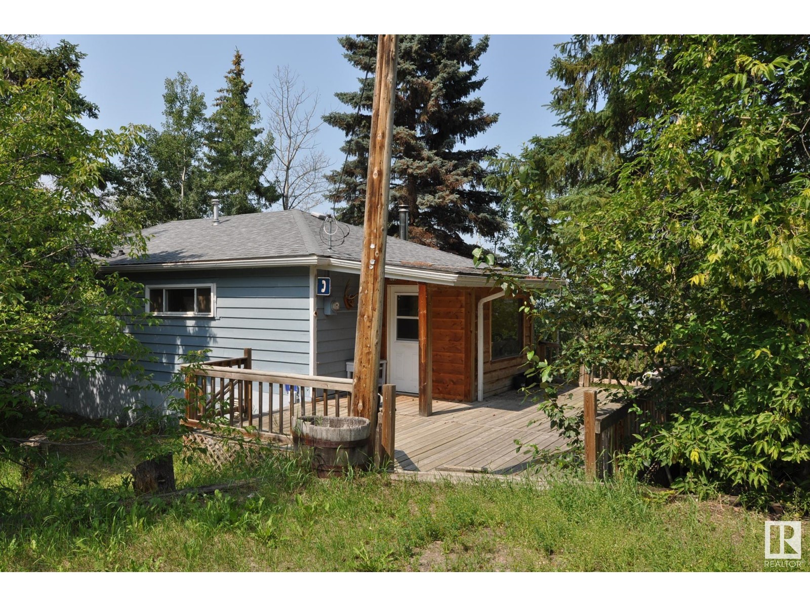 490 & 492 Lakeview DR, rural lac ste. anne county, Alberta