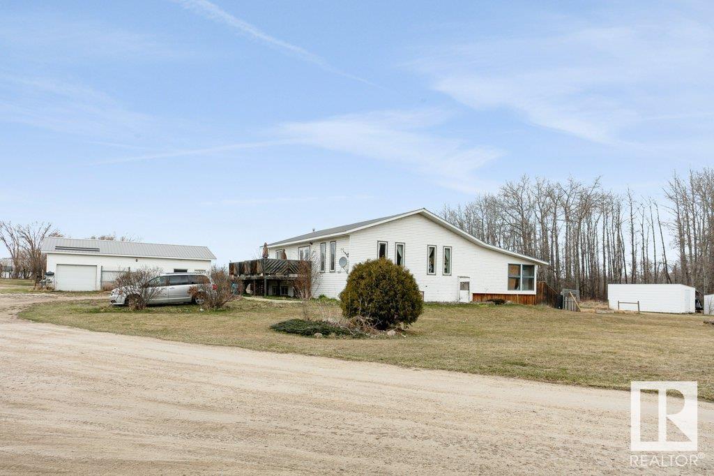 462008 Rge Rd 273, Rural Wetaskiwin County, Alberta  T0C 1H0 - Photo 18 - E4386730