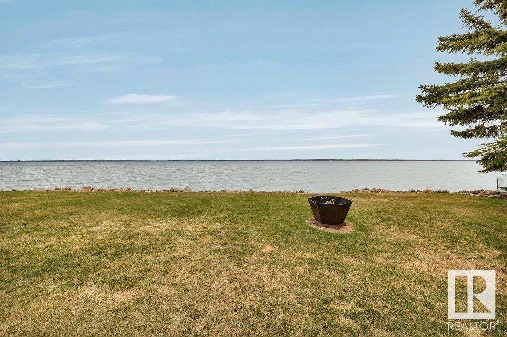 33 Lakeshore Drive, Rural Wetaskiwin County, Alberta  T0C 2V0 - Photo 45 - E4387039