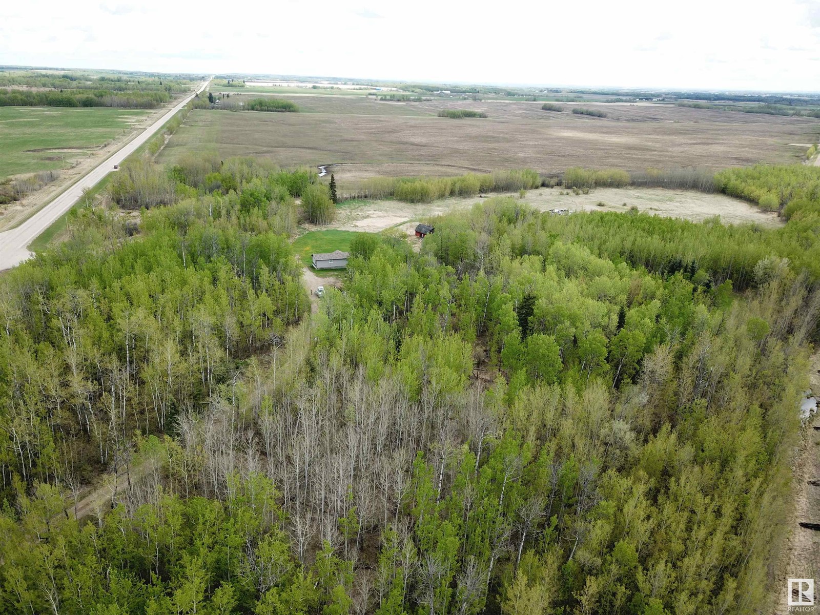 9119 Hwy 18, Rural Lac Ste. Anne County, Alberta  T0E 0J0 - Photo 15 - E4389384