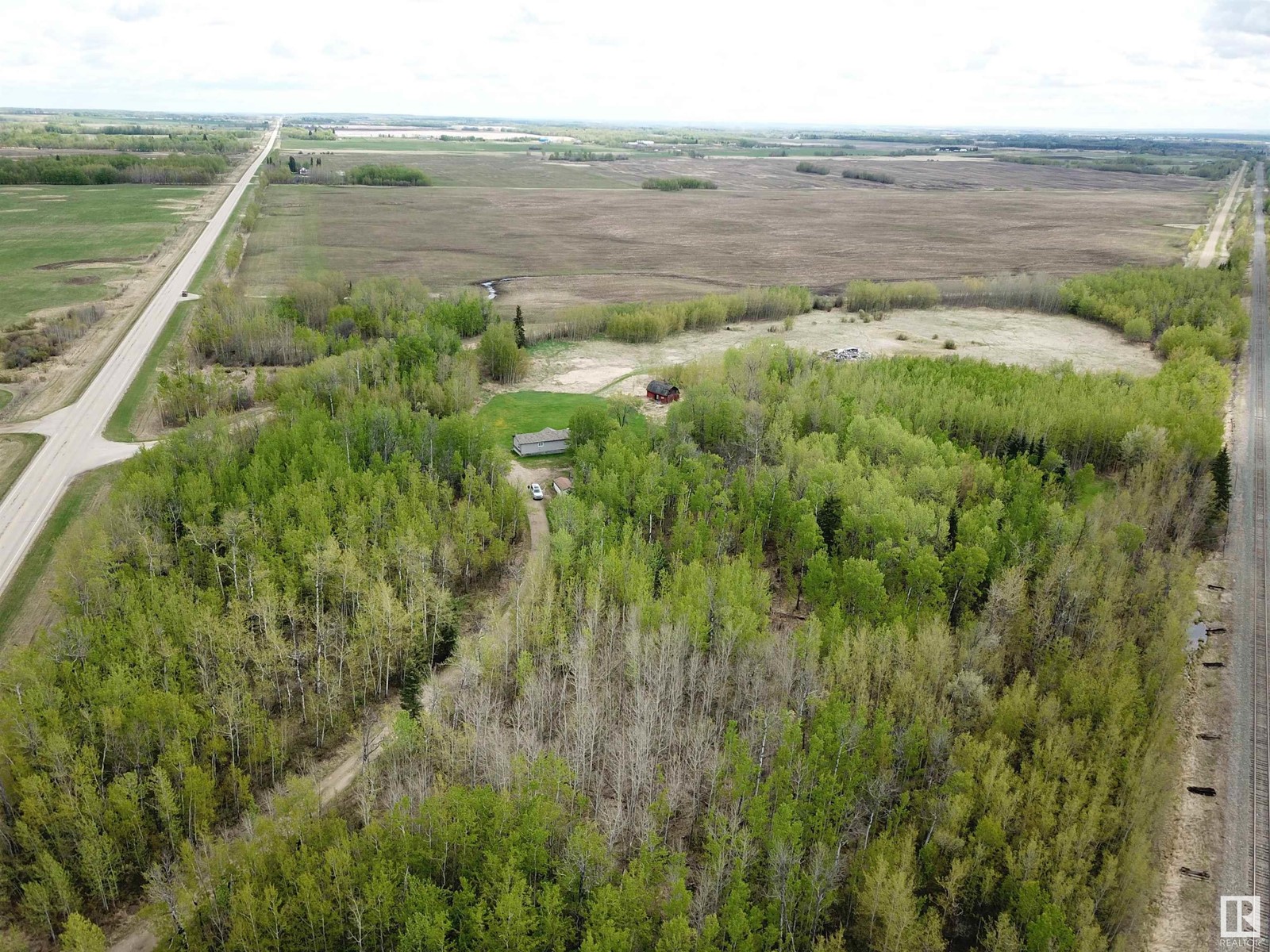 9119 Hwy 18, Rural Lac Ste. Anne County, Alberta  T0E 0J0 - Photo 3 - E4389384