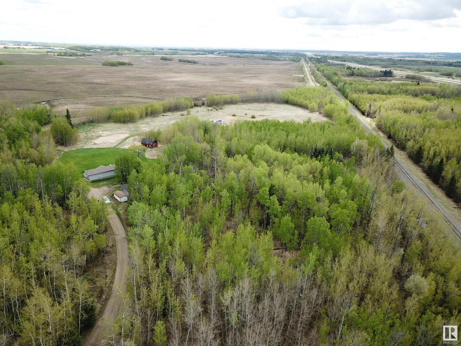 9119 Hwy 18, Rural Lac Ste. Anne County, Alberta  T0E 0J0 - Photo 5 - E4389384