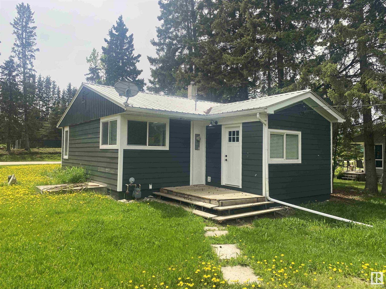 2 1 Av, Alder Flats, Alberta  T0C 0A0 - Photo 2 - E4390101