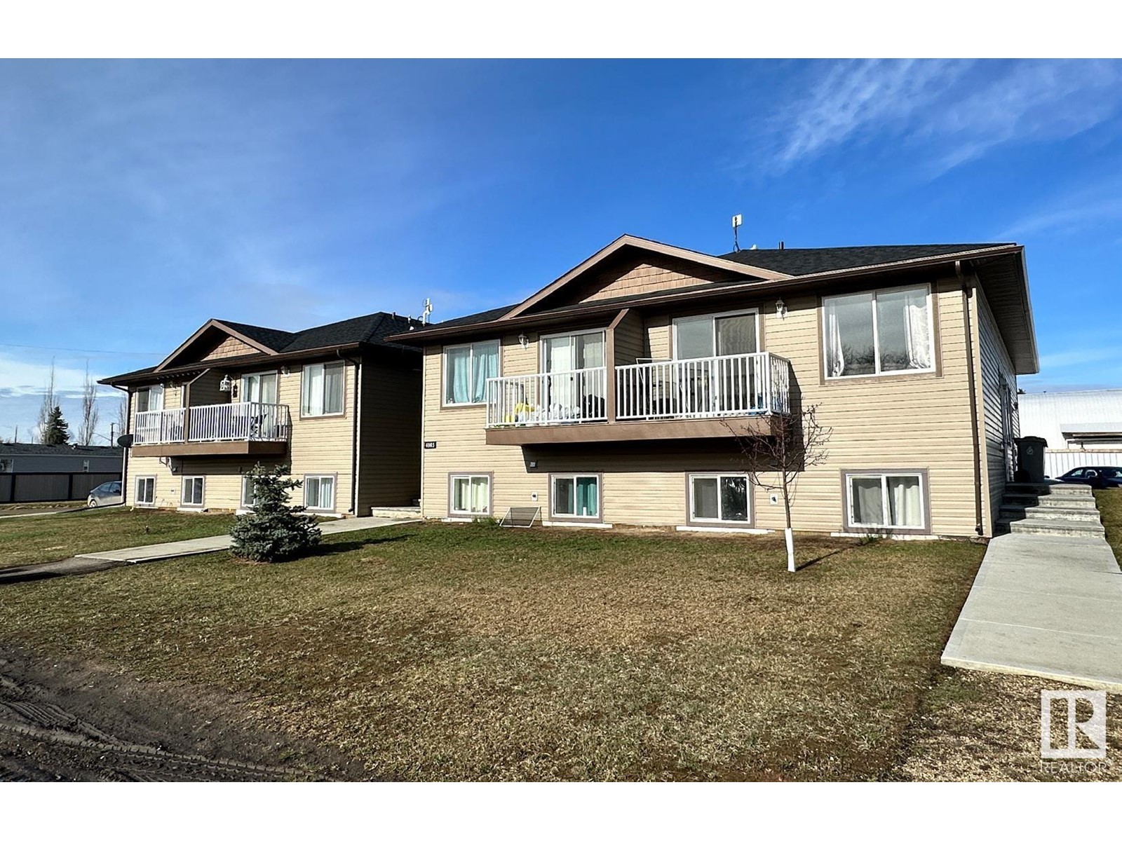 4905 49 AV, calmar, Alberta