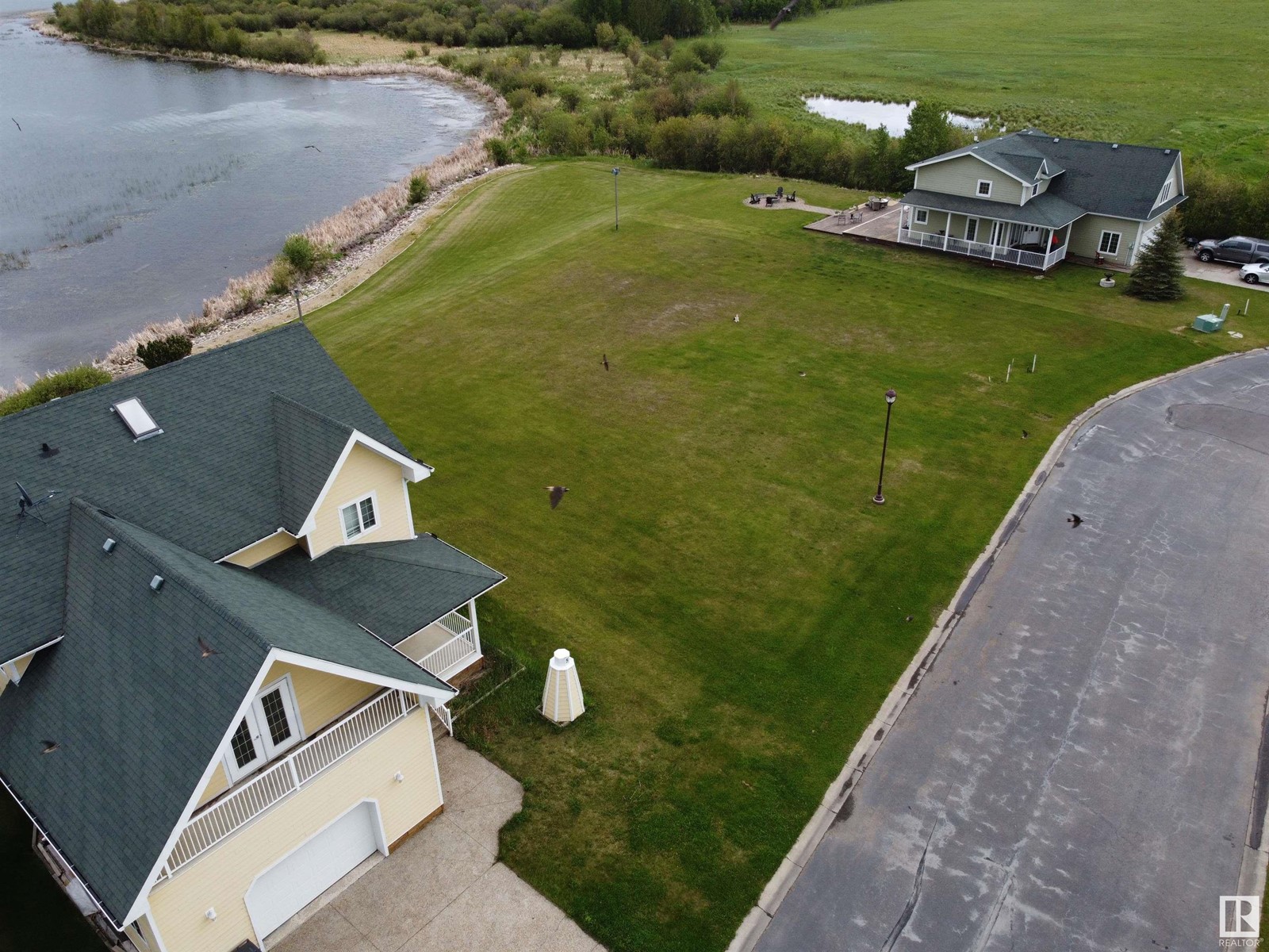 61 Sunset Hb, Rural Wetaskiwin County, Alberta  T0C 2V0 - Photo 4 - E4391887