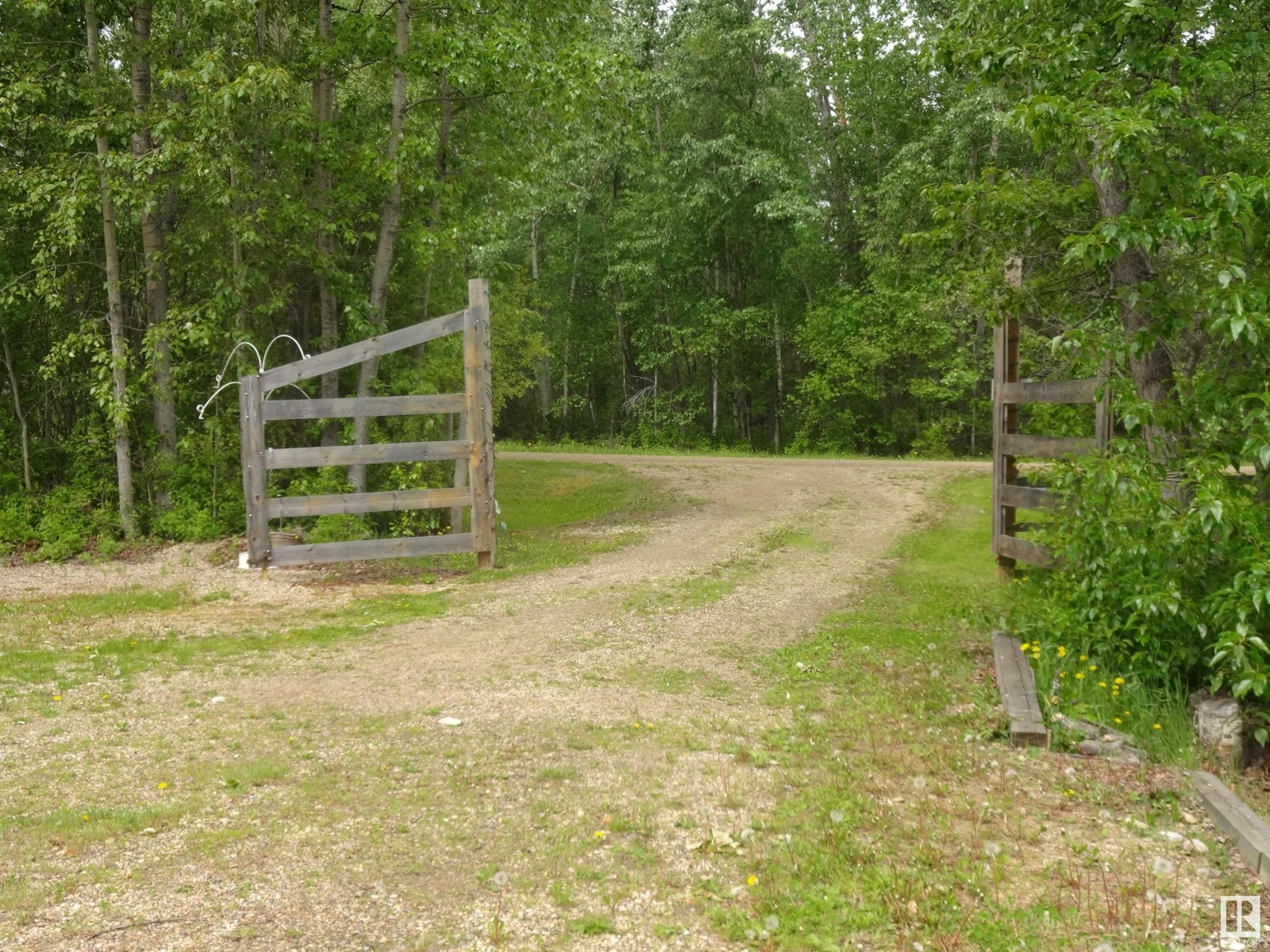 141 5124 Twp Rd 554, Rural Lac Ste. Anne County, Alberta  T0E 0J0 - Photo 5 - E4392022