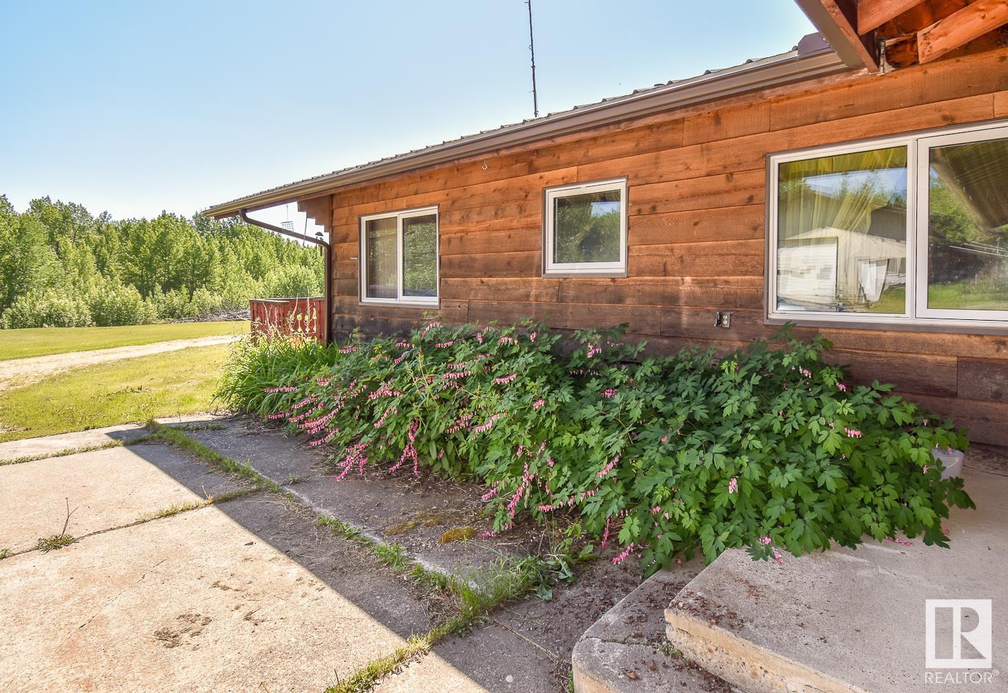 4012 Highway 16, Rural Parkland County, Alberta  T0E 2K0 - Photo 24 - E4395091