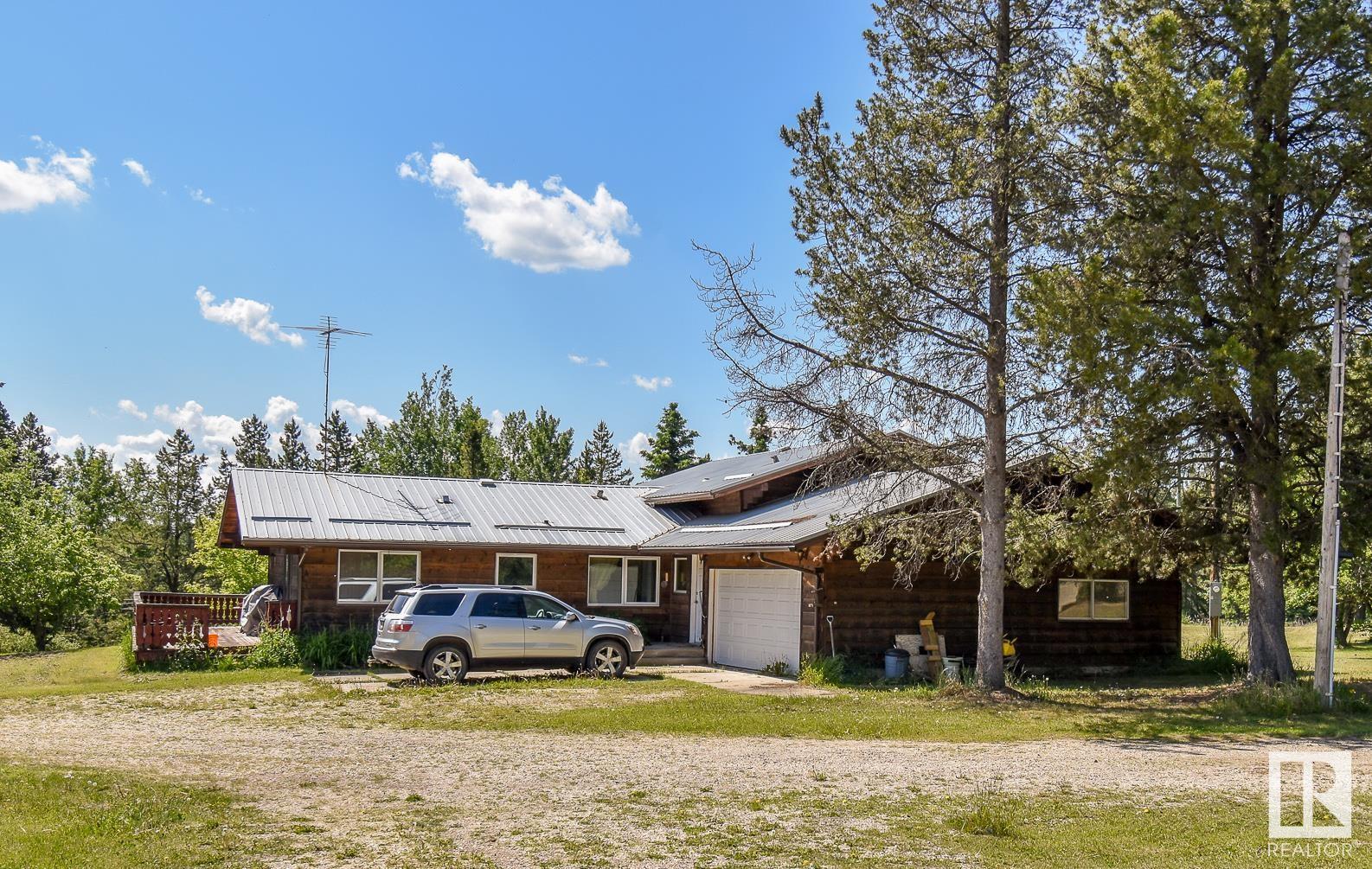 4012 Highway 16, Rural Parkland County, Alberta  T0E 2K0 - Photo 3 - E4395091