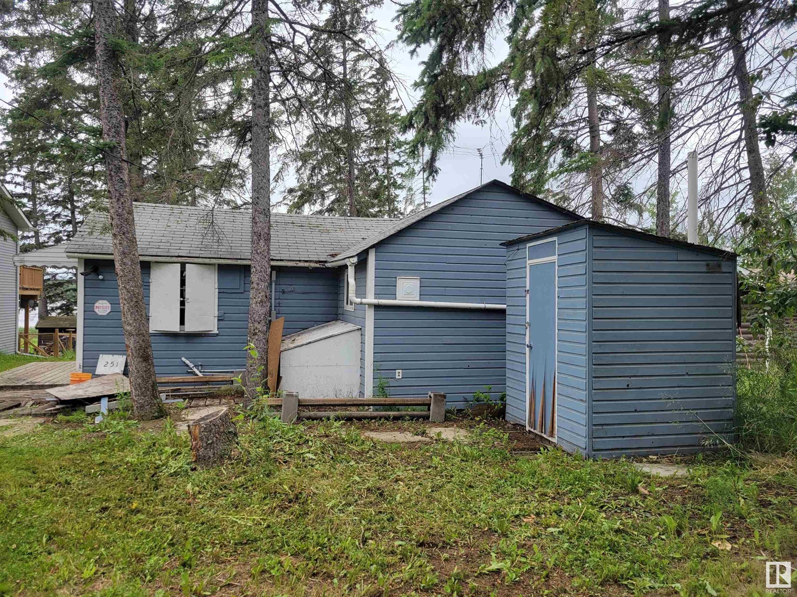 251 Lakeshore Dr, Rural Lac Ste. Anne County, Alberta  T0E 1V0 - Photo 2 - E4396328