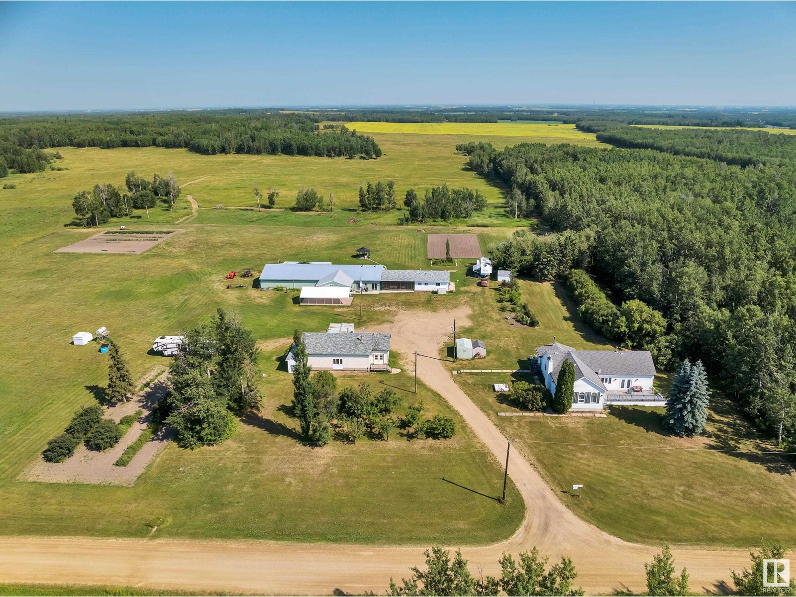 272044A TWP RD 475, rural wetaskiwin county, Alberta