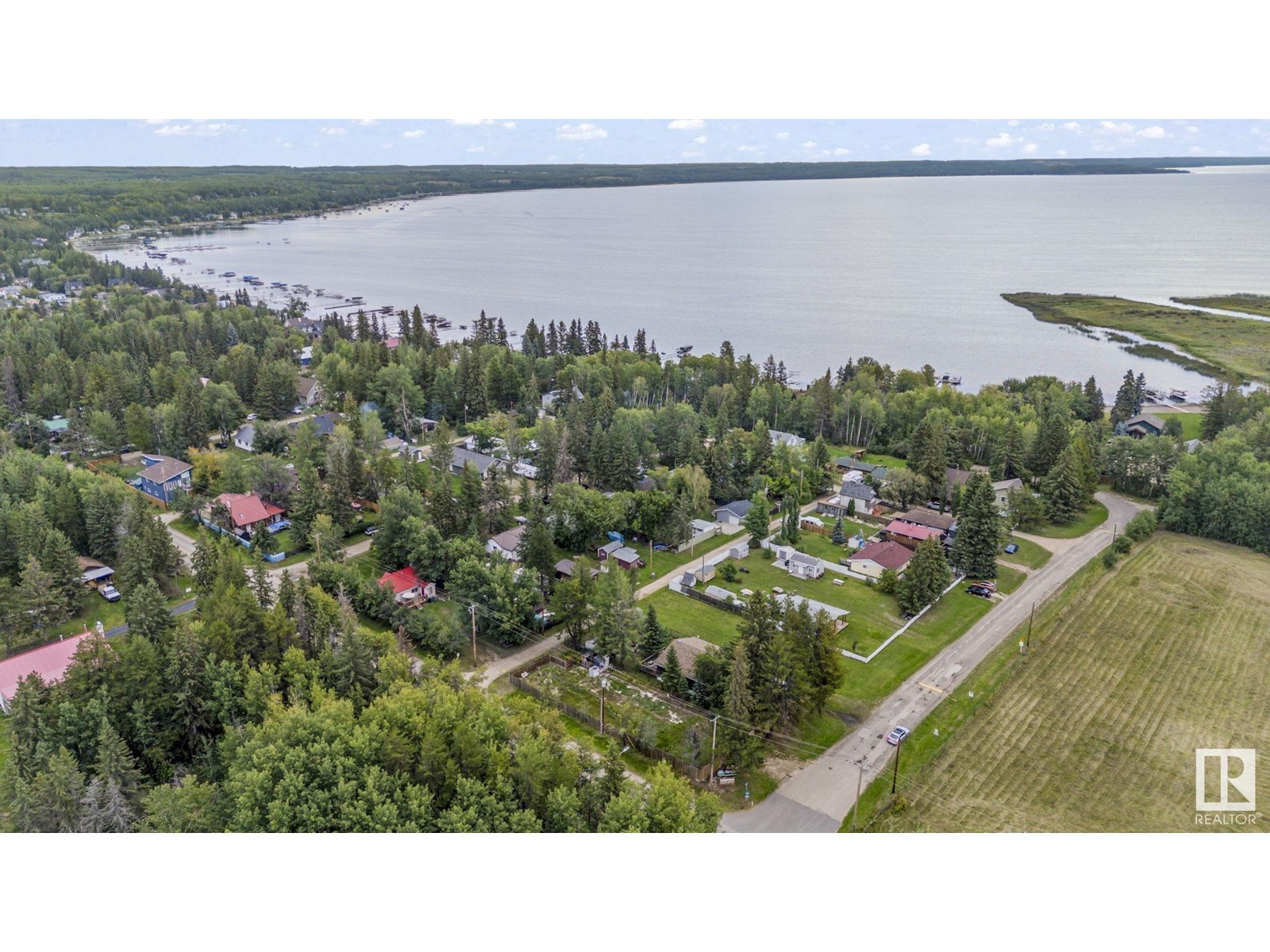 156 10 St, Rural Parkland County, Alberta  T0E 2B0 - Photo 4 - E4404411