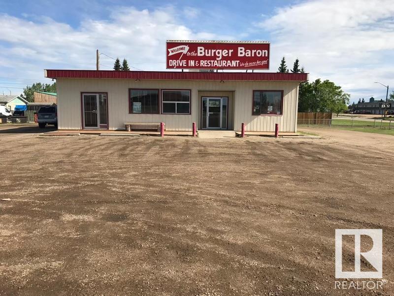 5004 45 Ave, mayerthorpe, Alberta