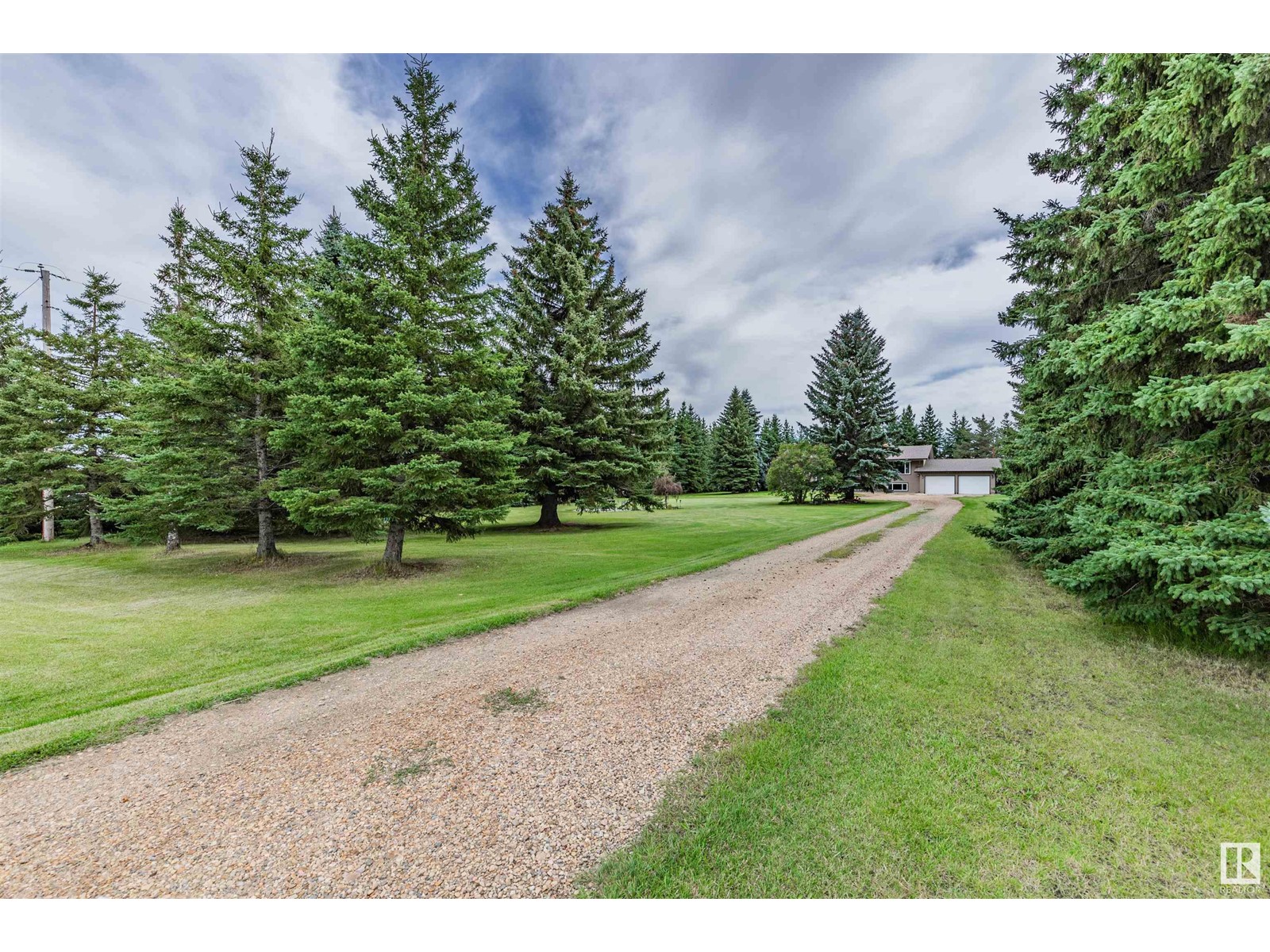 240049 Twp Rd 480, Rural Wetaskiwin County, Alberta  T0C 1Z0 - Photo 11 - E4406846