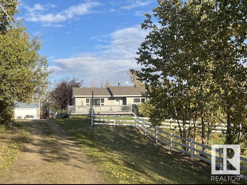 55431 Hwy 777, Rural Lac Ste. Anne County, Alberta  T0E 1V0 - Photo 2 - E4408072