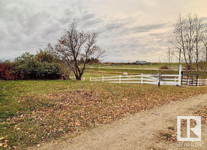 55431 Hwy 777, Rural Lac Ste. Anne County, Alberta  T0E 1V0 - Photo 4 - E4408072