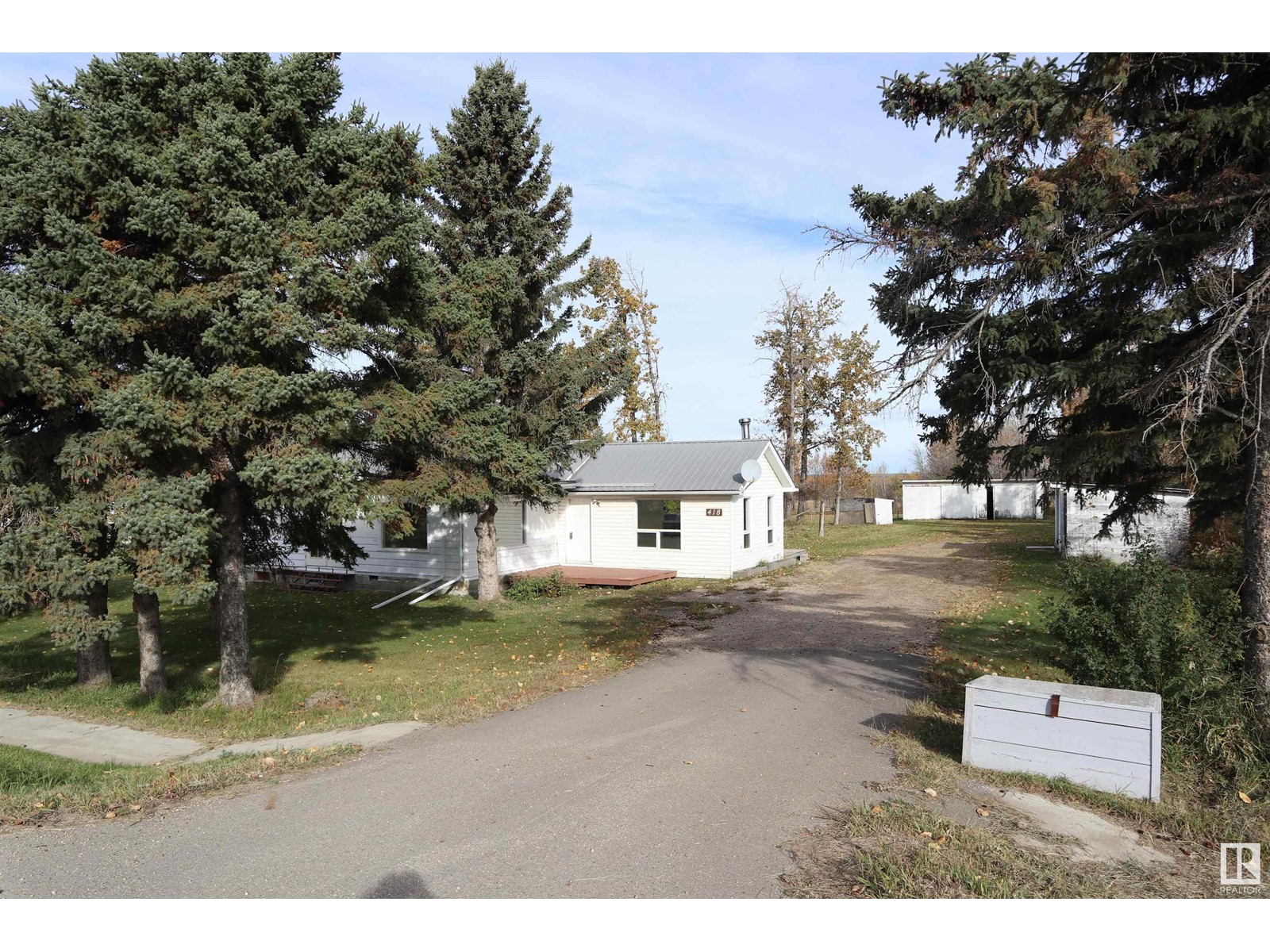 418 Hwy 13 W, Alder Flats, Alberta  T0C 0A0 - Photo 2 - E4409338