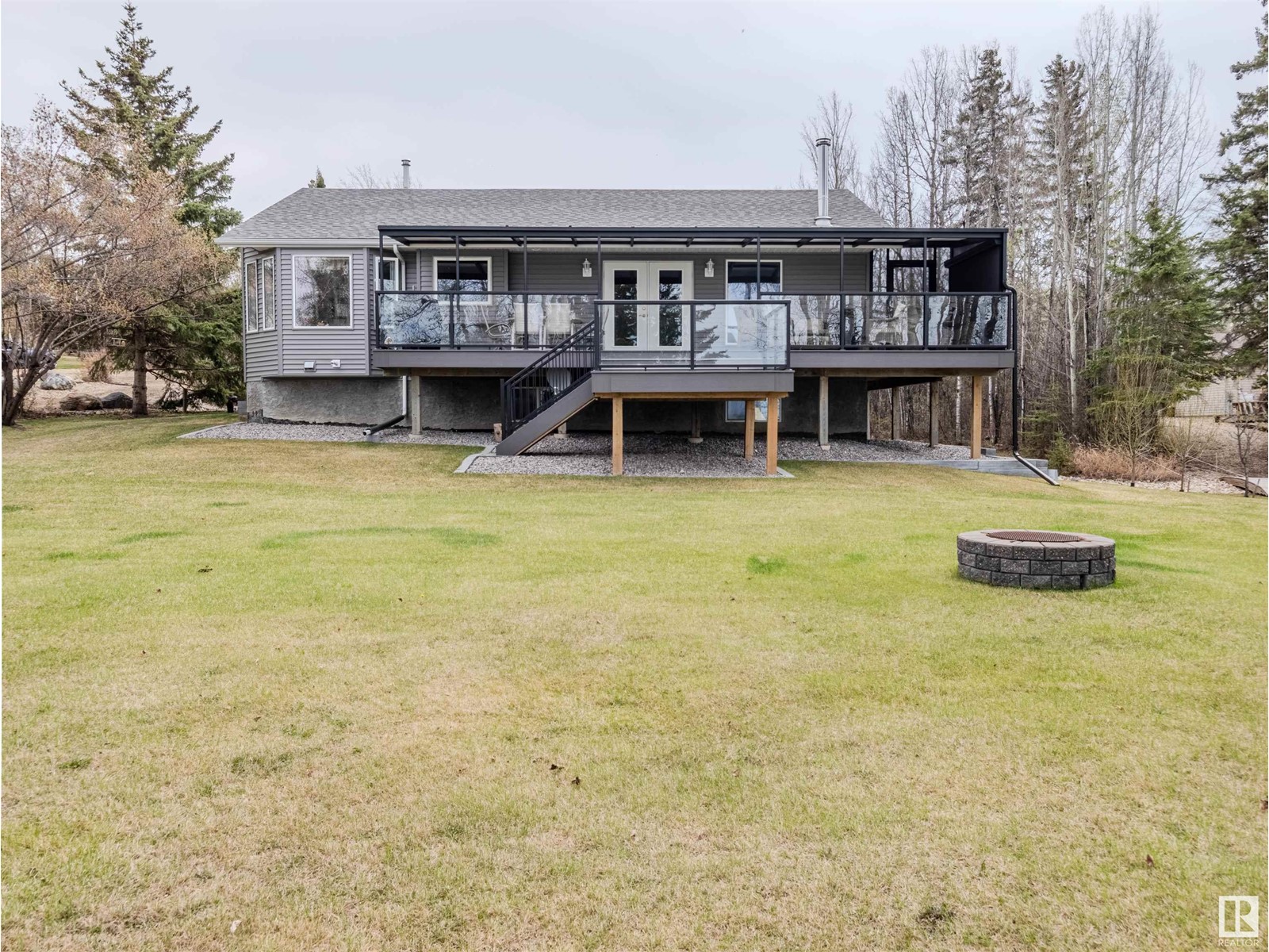 5551b Nakamun Drive, Rural Lac Ste. Anne County, Alberta  T0E 1A0 - Photo 55 - E4412770