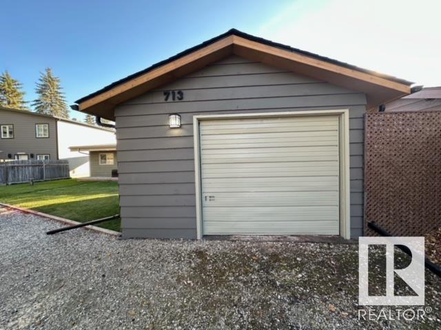 713 7 St, Rural Lac Ste. Anne County, Alberta  T0E 1A0 - Photo 10 - E4413134