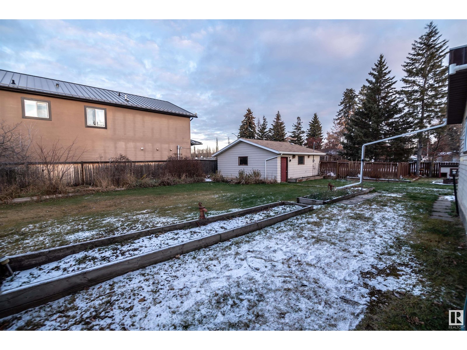 5031 And 5035 50 Av, Rural Lac Ste. Anne County, Alberta  T0E 0A0 - Photo 8 - E4413982