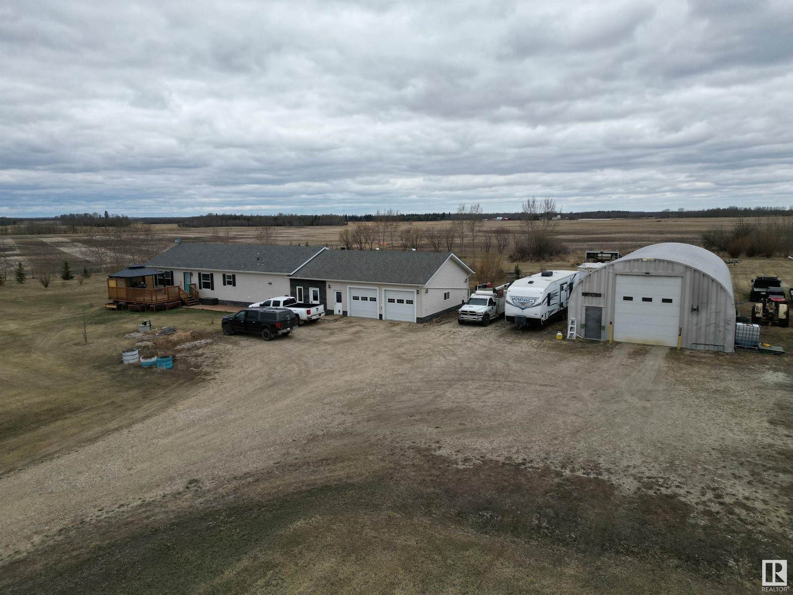 5228 Twp Rd 564, Rural Lac Ste. Anne County, Alberta  T0E 0J0 - Photo 2 - E4414622