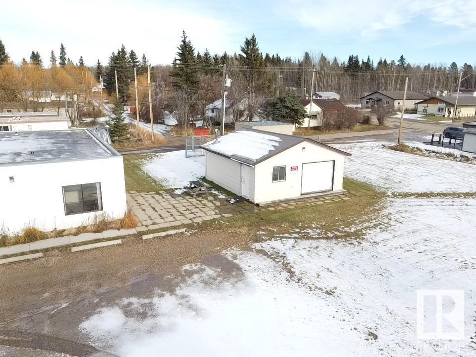 10 2 Av, Winfield, Alberta  T0C 2X0 - Photo 5 - E4416622