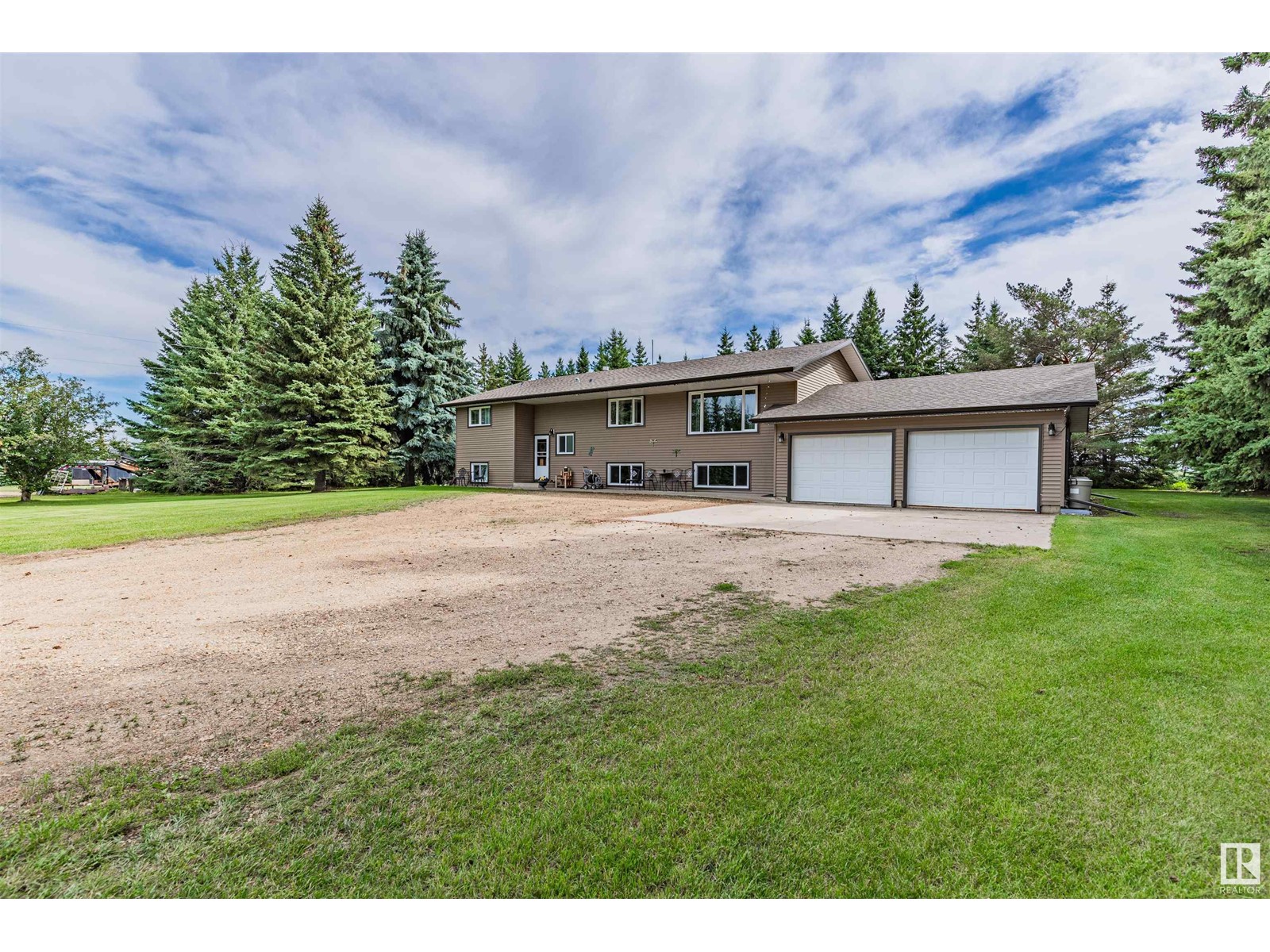 240049 Twp Rd 480, Rural Wetaskiwin County, Alberta  T0C 1Z0 - Photo 3 - E4417101