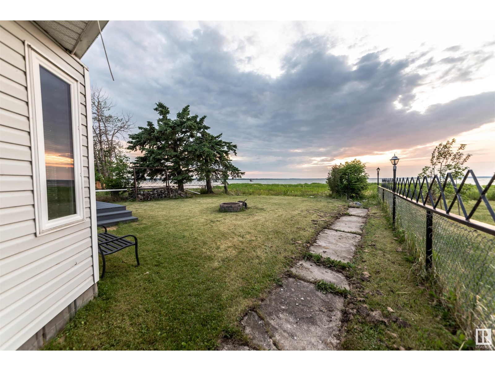 5036 50 Av, Rural Lac Ste. Anne County, Alberta  T0E 0A0 - Photo 15 - E4417737