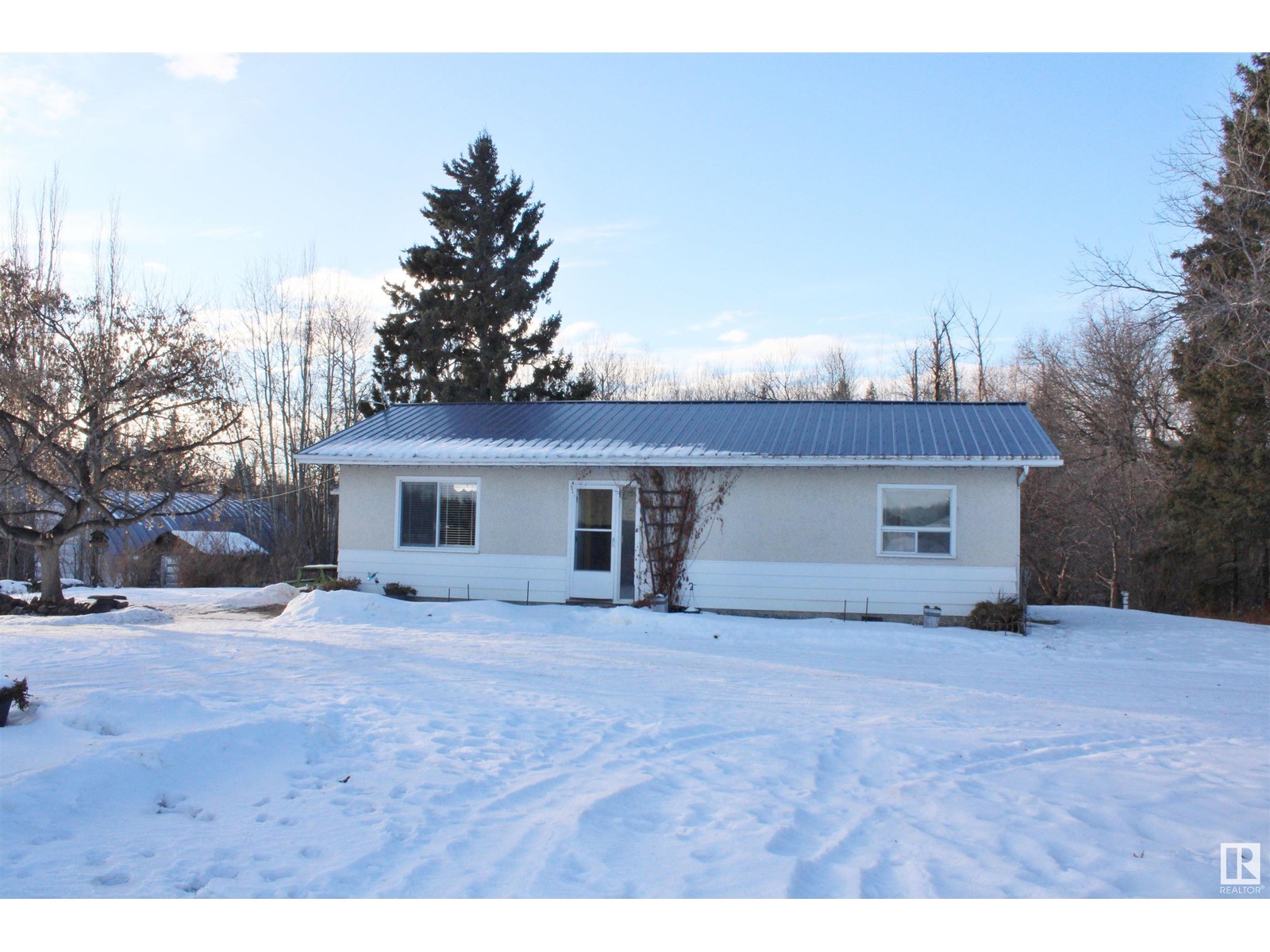 3115 Museum Rd, Rural Lac Ste. Anne County, Alberta  T0E 1A0 - Photo 1 - E4417959