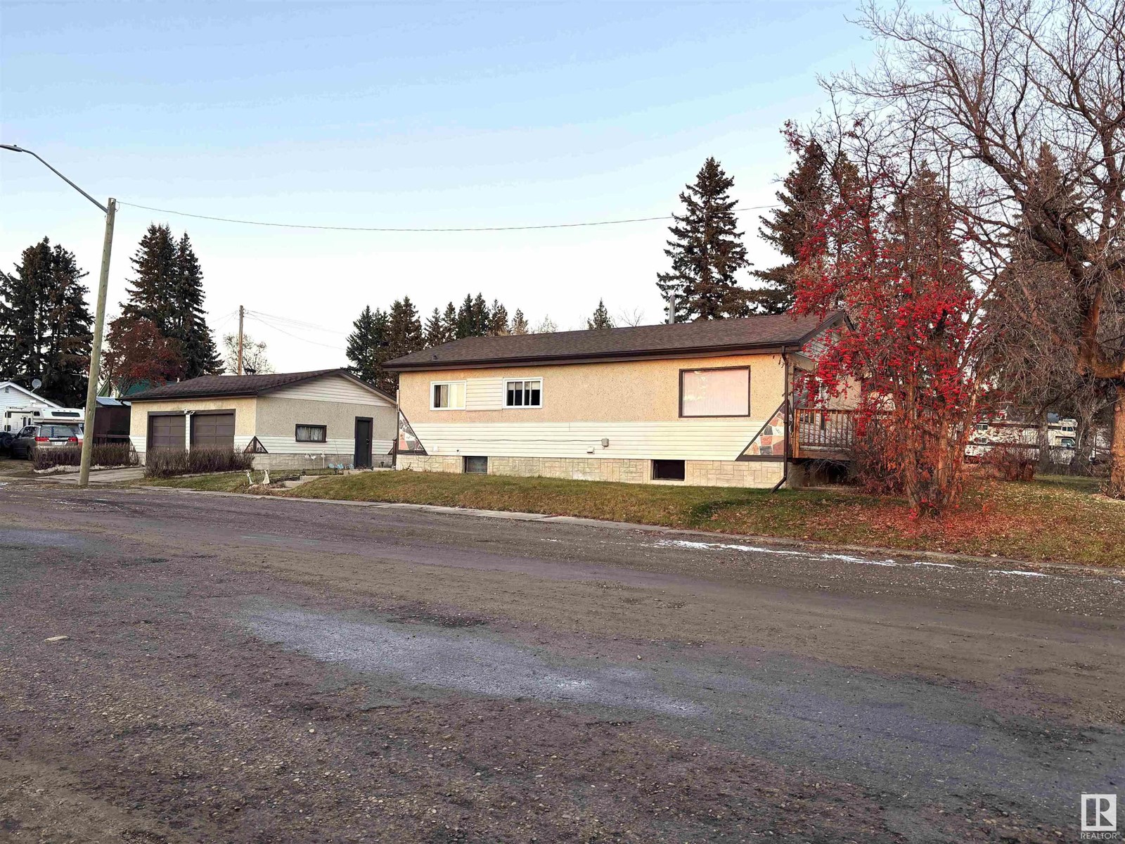 4932 51 Av, Breton, Alberta  T0C 0P0 - Photo 1 - E4418757