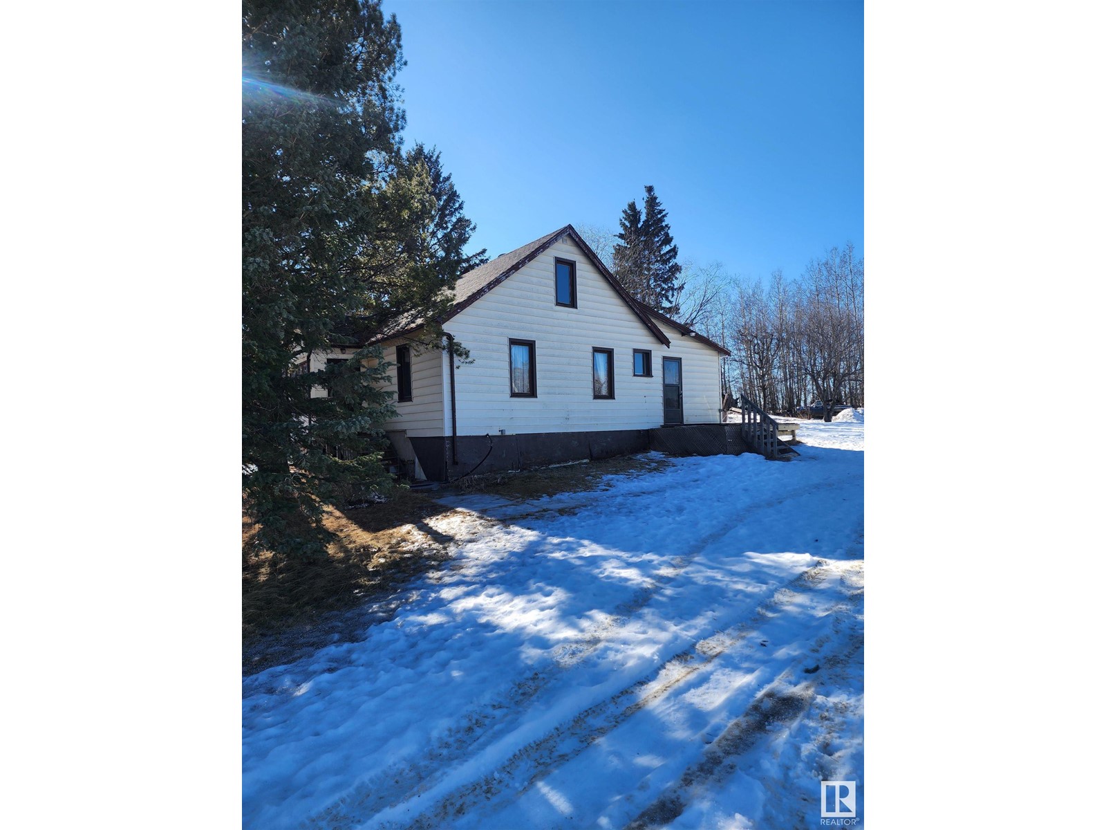 5010 51 ST, tomahawk, Alberta