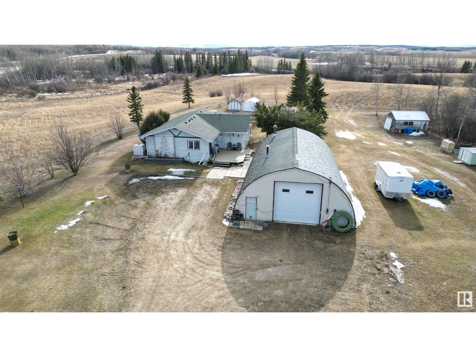 58216 HWY 18, rural lac ste. anne county, Alberta